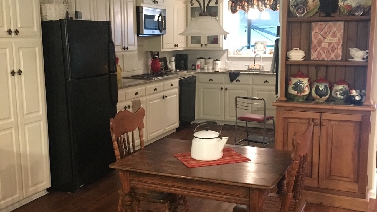 Photo of Kitchen in Clinton
