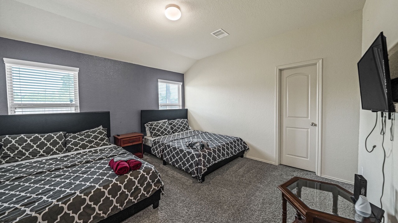 Photo of Bedroom in Channelview