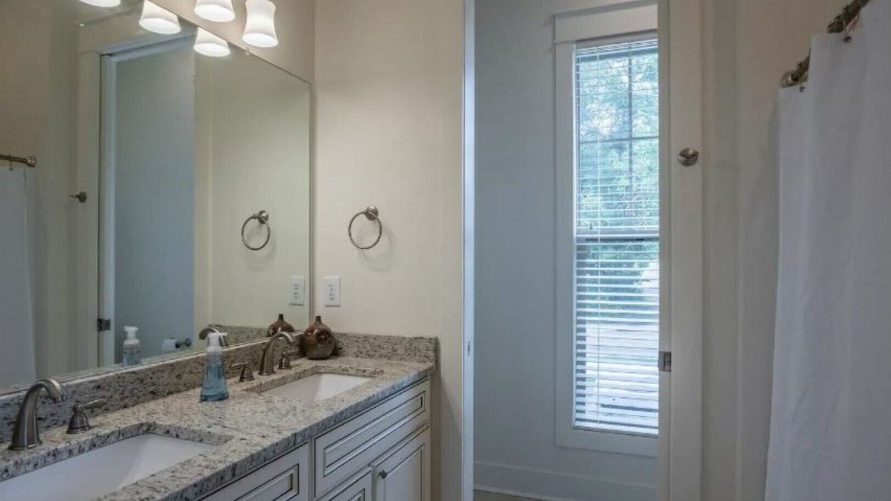 Photo of Bathroom in Starkville