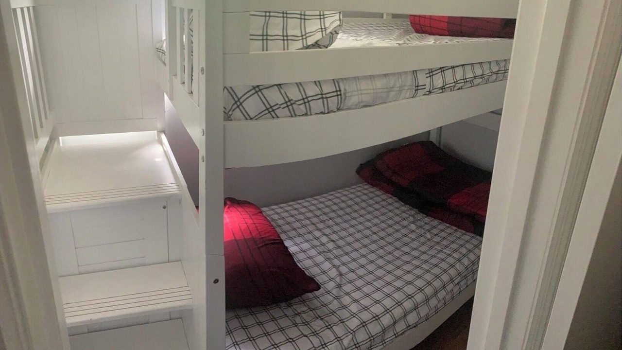 Photo of Bedroom in Crawfordville