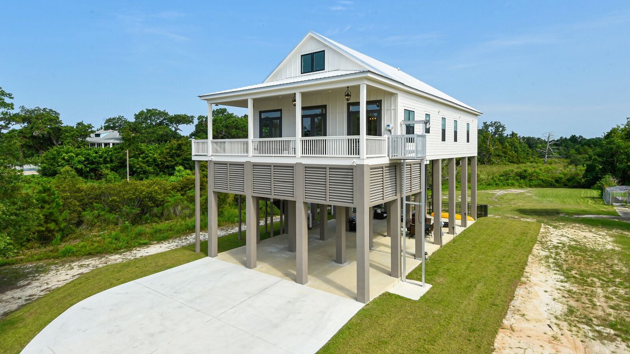 Photo of Outdoor in Waveland