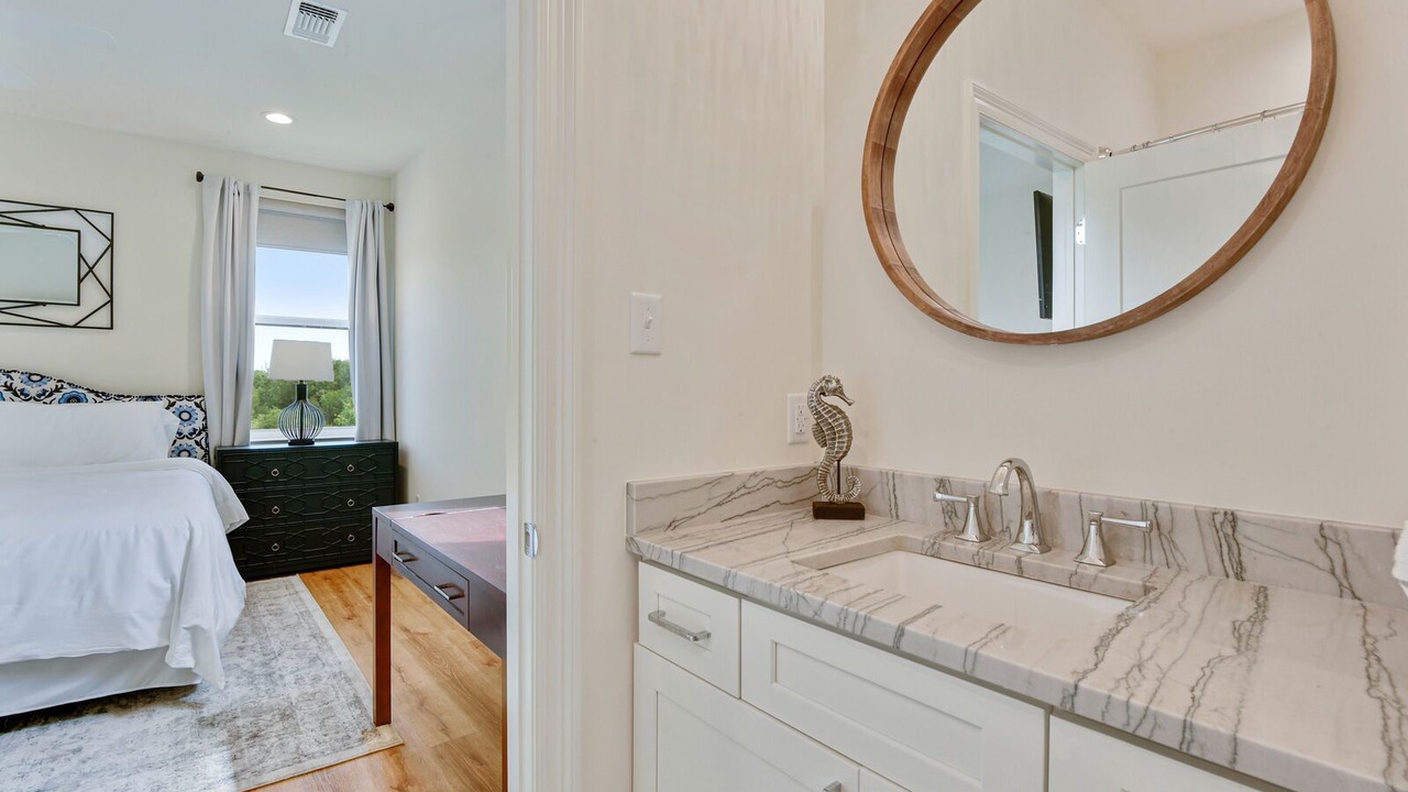 Photo of Bedroom in Waveland