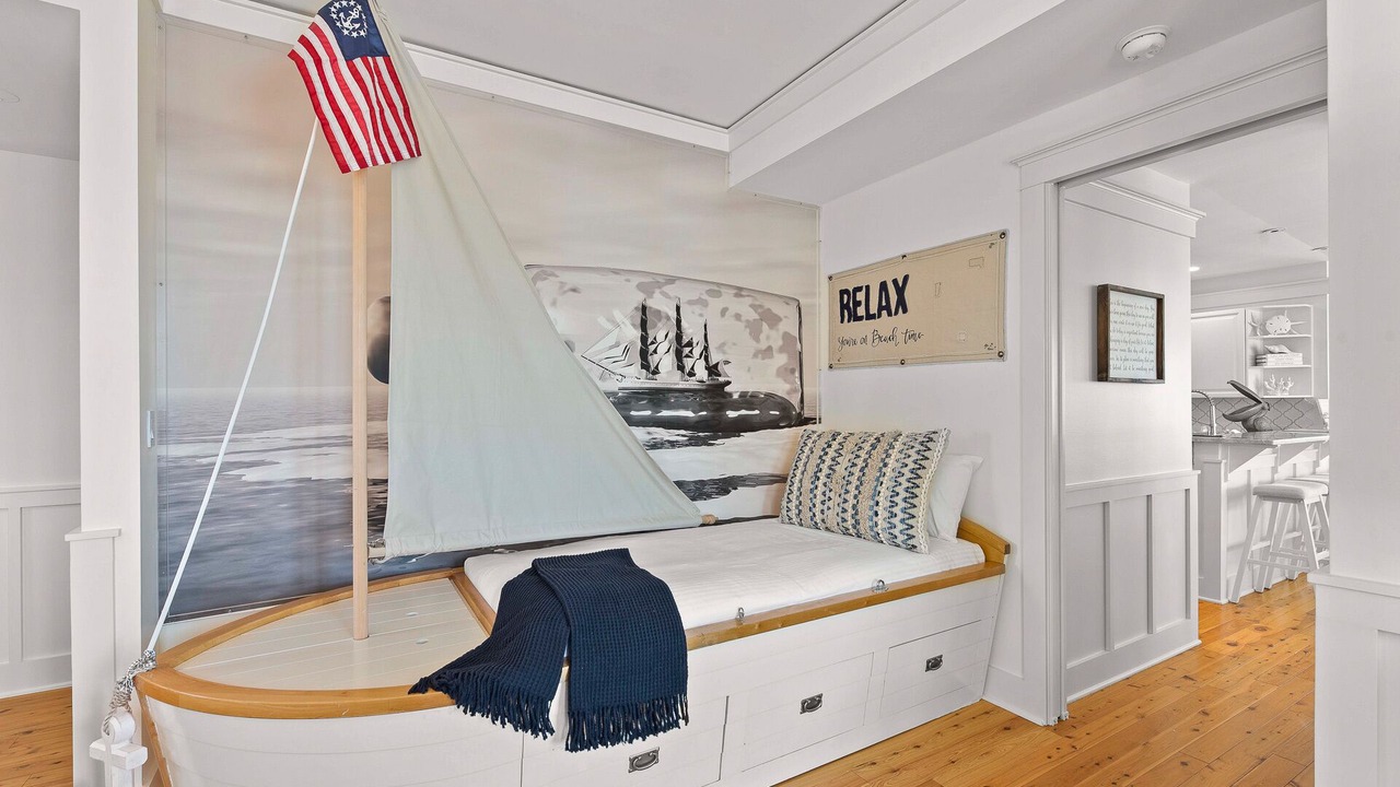 Photo of Bedroom in Gulf District