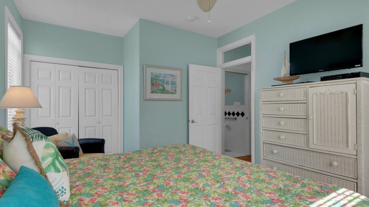 Photo of Others in Crystal Shores