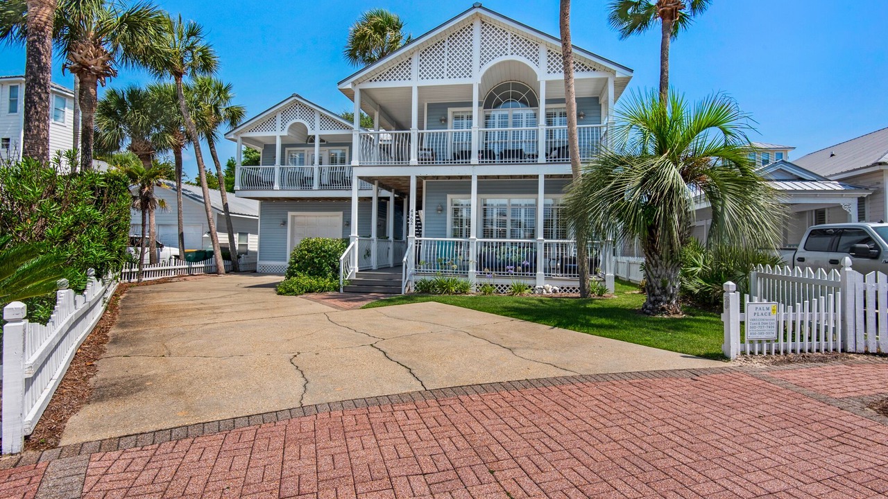 Photo of Outdoor in Crystal Shores