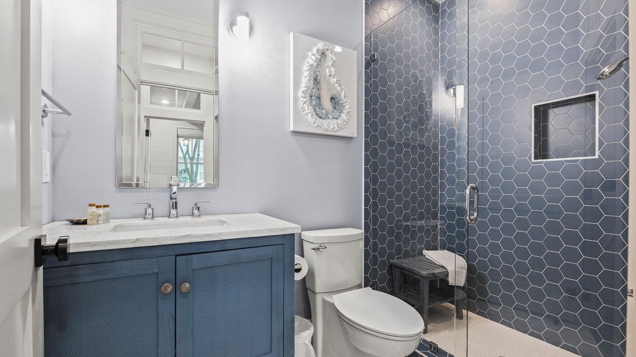 Photo of Bathroom in Forest District