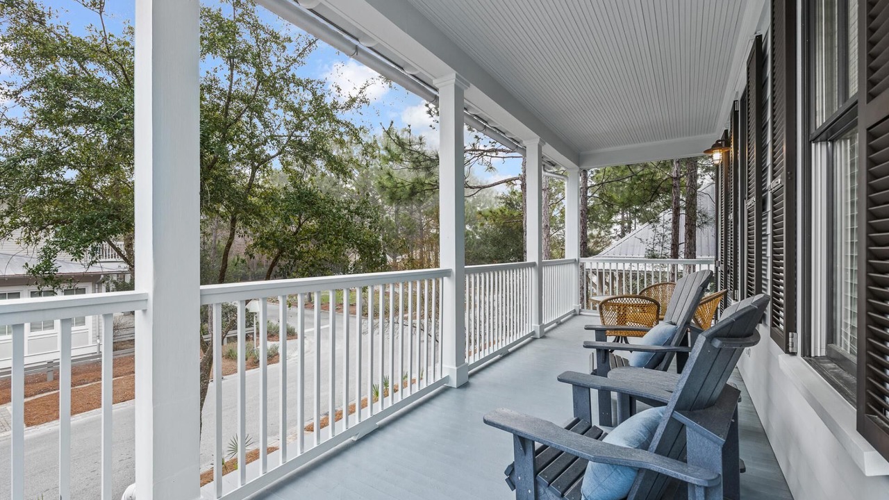 Photo of Patio Balcony in Forest District