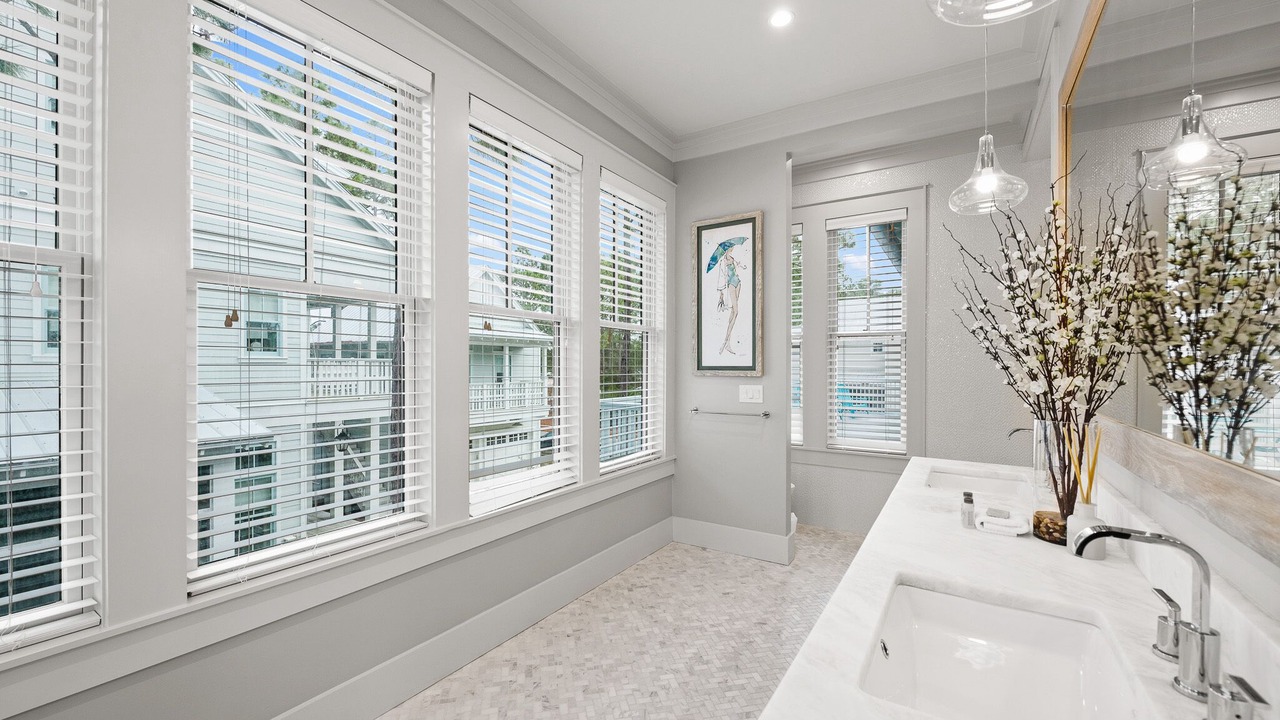Photo of Bathroom in Forest District