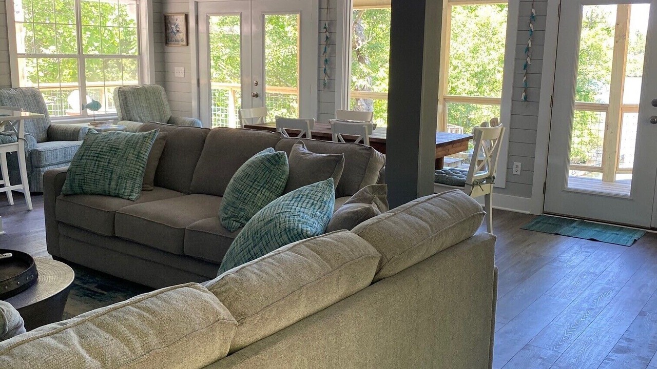 Photo of Livingroom in The Woods of Longleaf