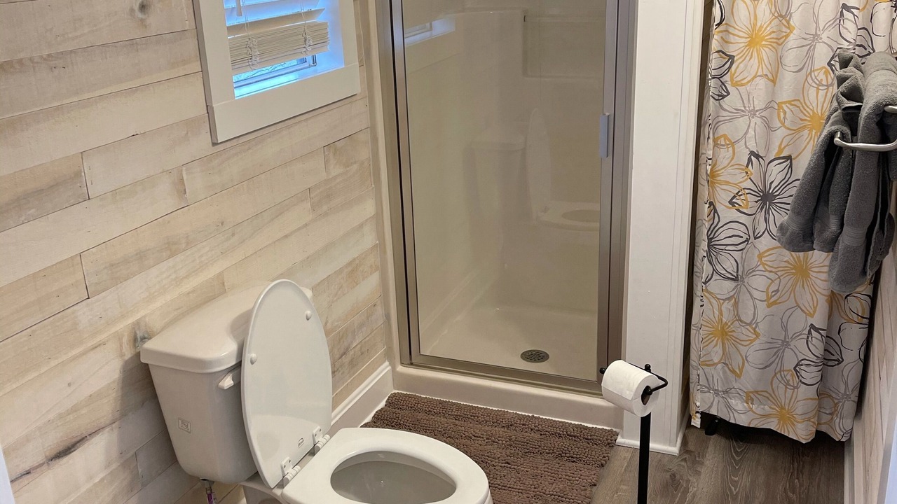 Photo of Bathroom in Jasper