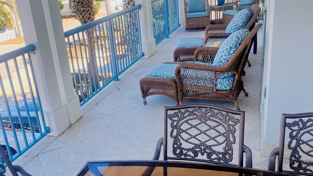 Photo of Patio Balcony in Frangista Beach