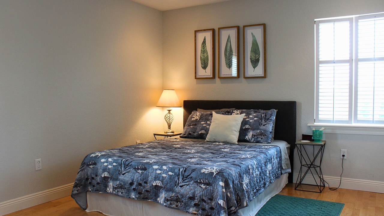 Photo of Bedroom in Shoreline Park