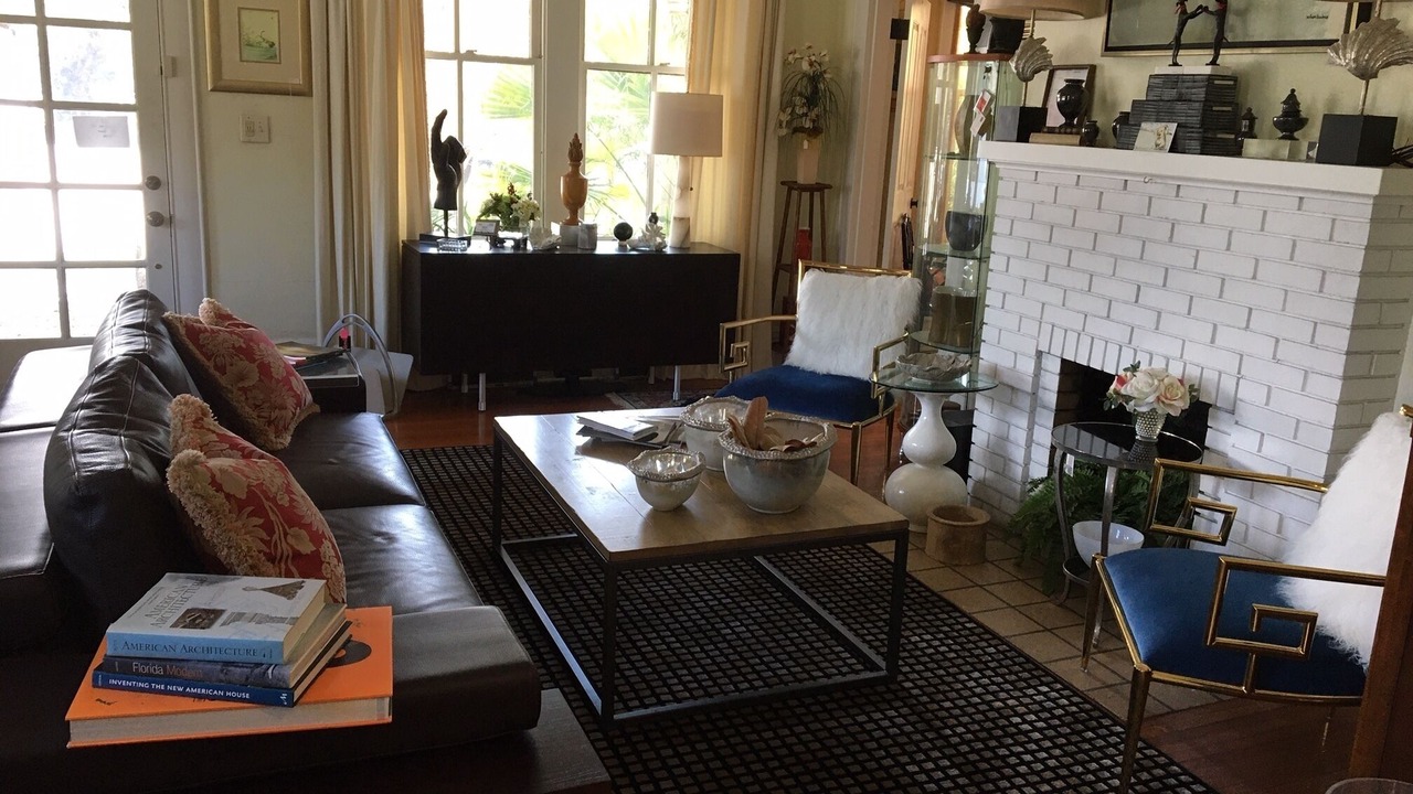 Photo of Livingroom in East Hill