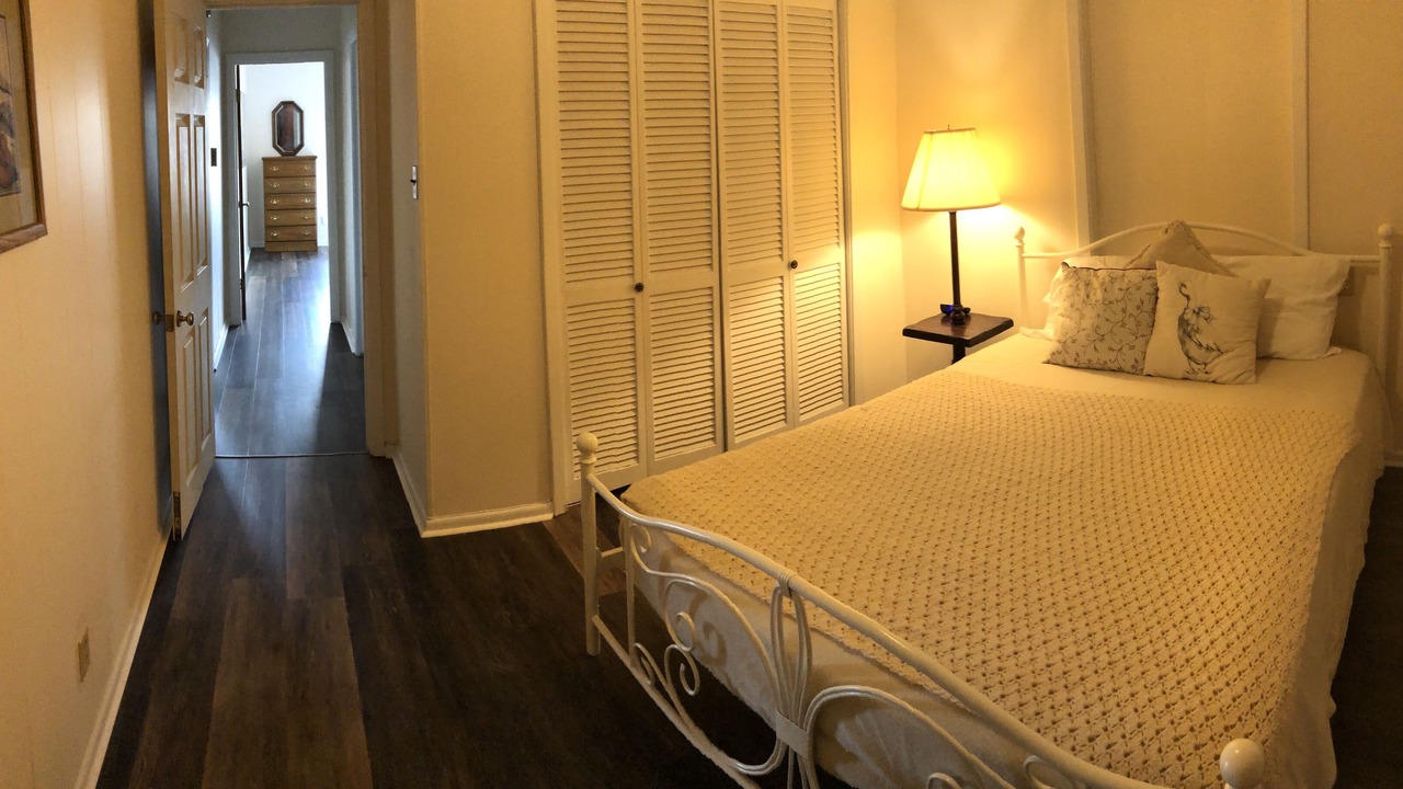 Photo of Bedroom in Freetown - Port Rico