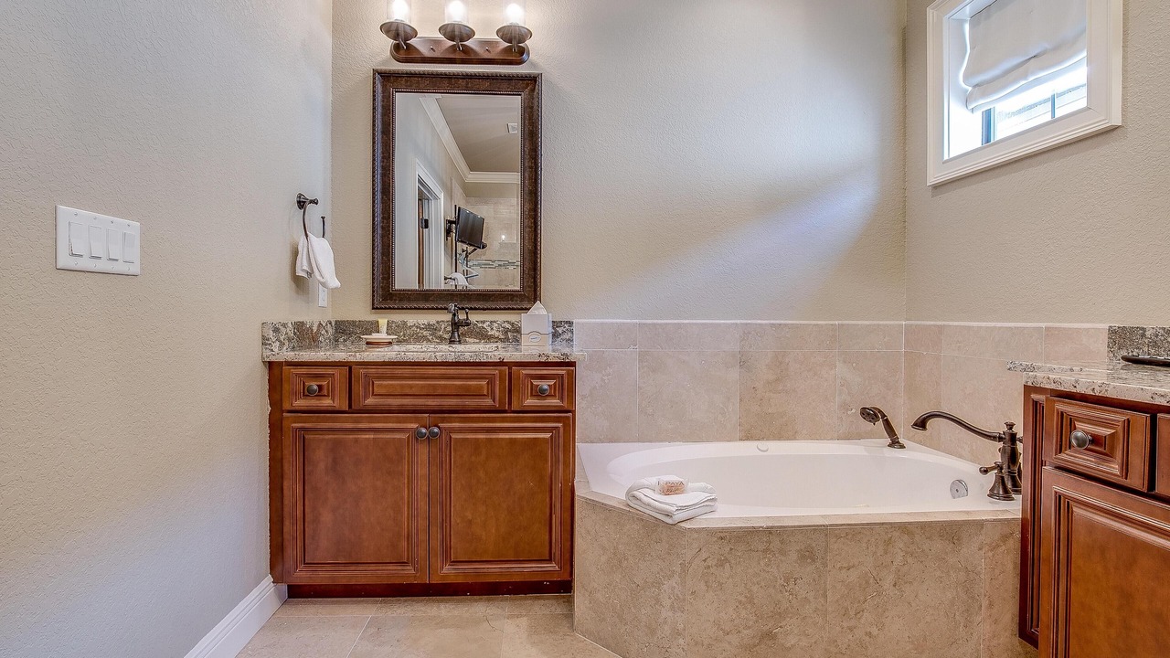 Photo of Bathroom in Villa Lago