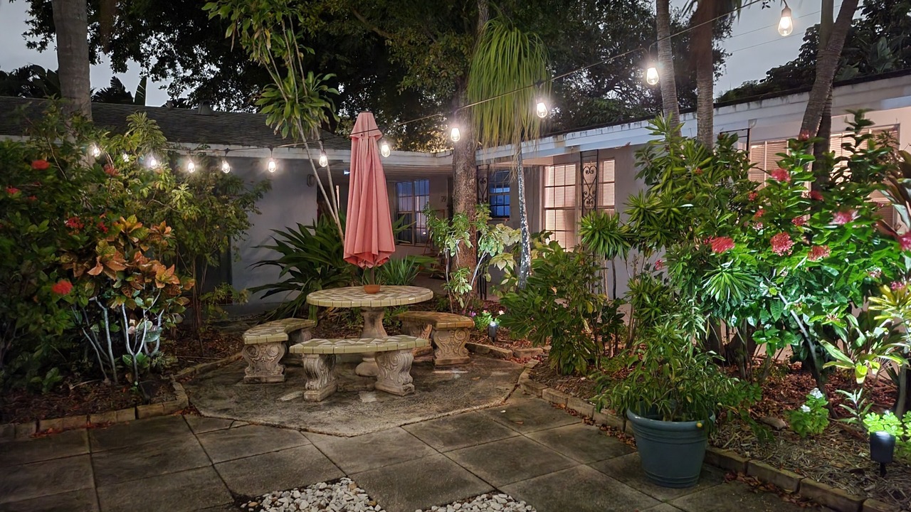 Photo of Outdoor in Wilton Manors