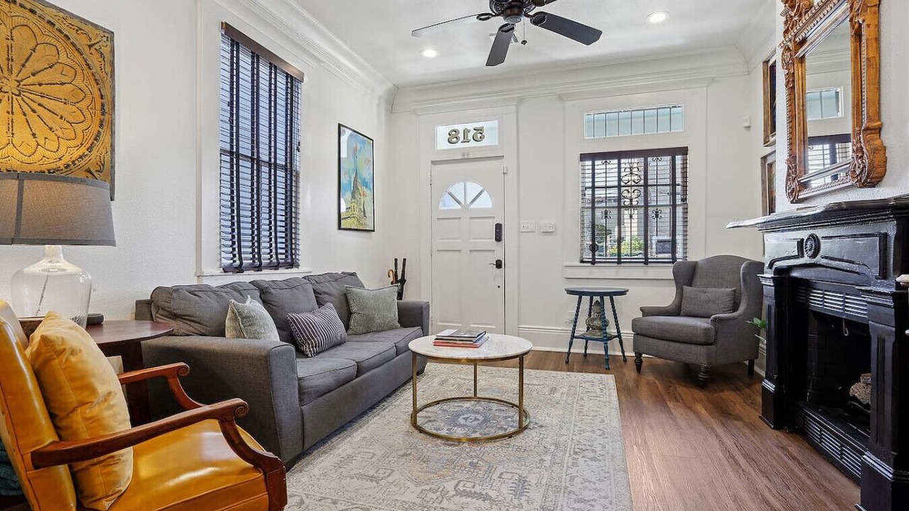 Photo of Livingroom in Tulane - Gravier