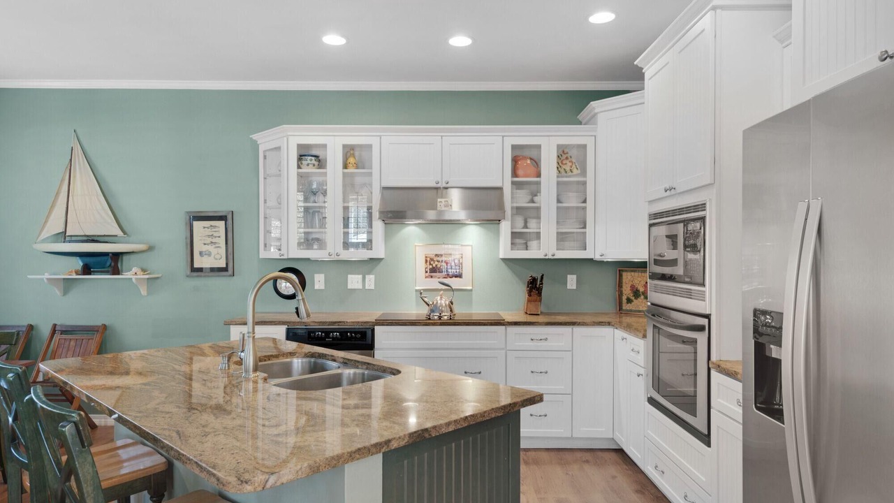 Photo of Kitchen in Clipper Cove