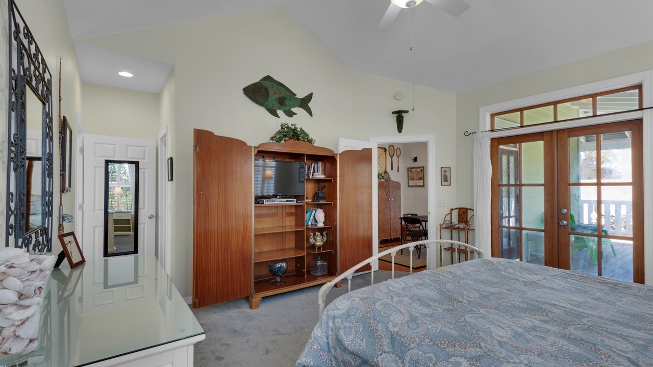 Photo of Bedroom in Clipper Cove