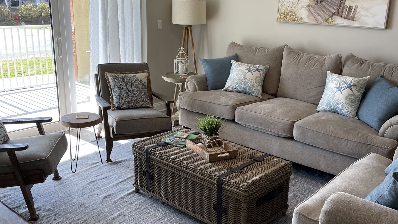 Photo of Livingroom in Mexico Beach