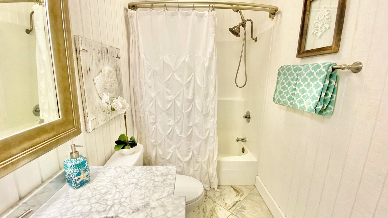 Photo of Bathroom in Laguna Beach Estates