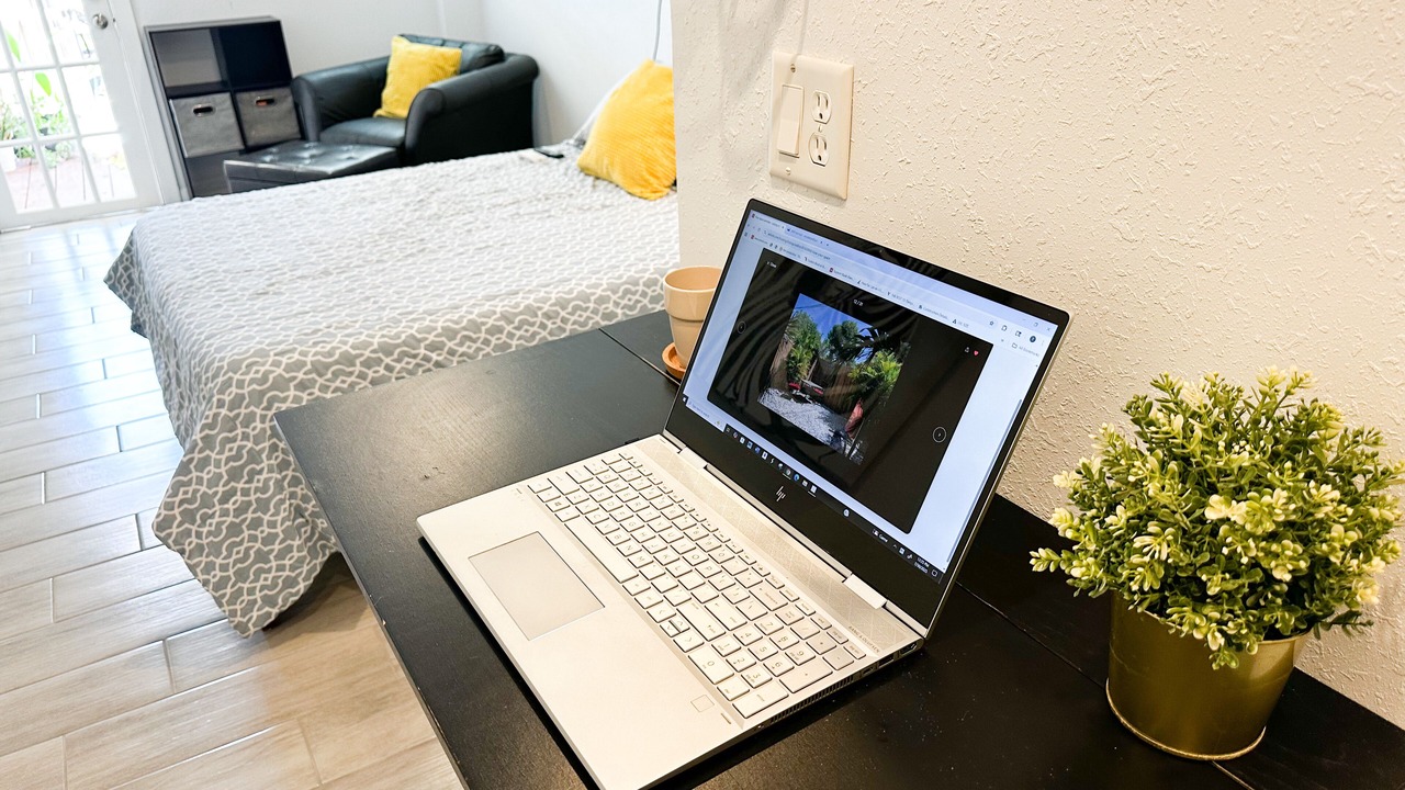 Photo of Bedroom in United Central