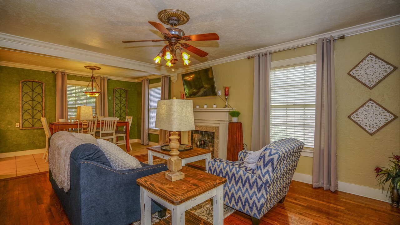 Photo of Livingroom in Marshall