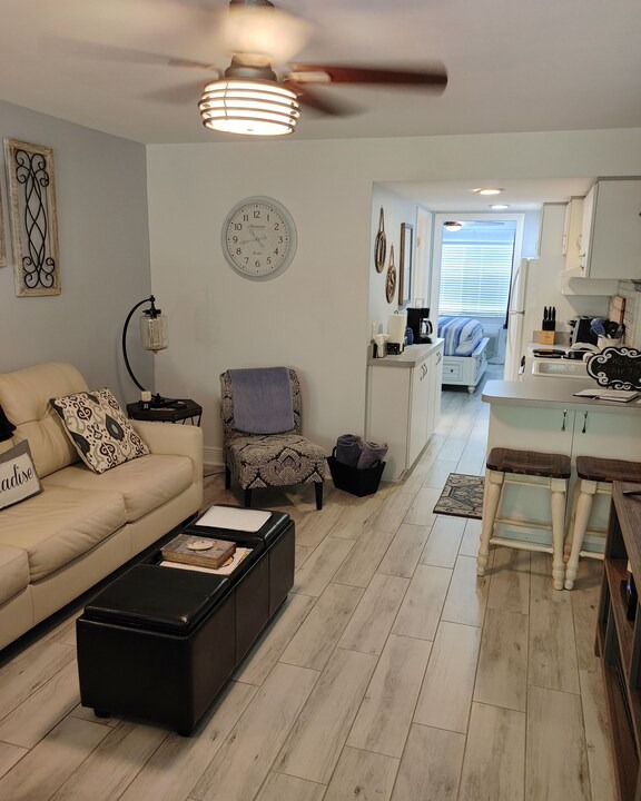 Photo of Livingroom in Paradise Lakes