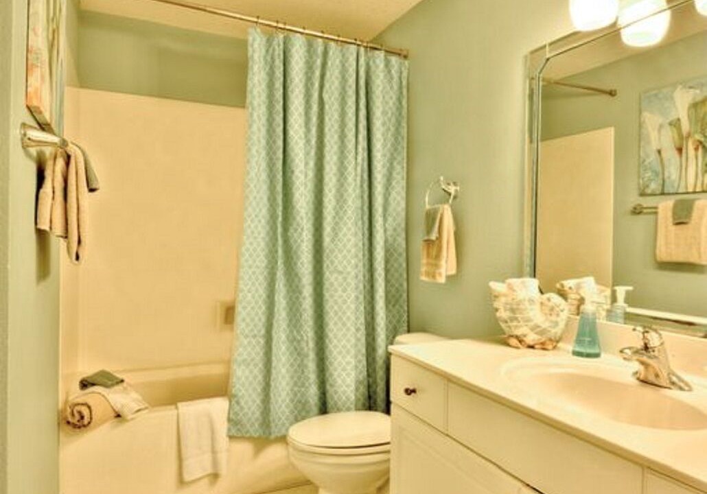 Photo of Bathroom in Miramar Beach