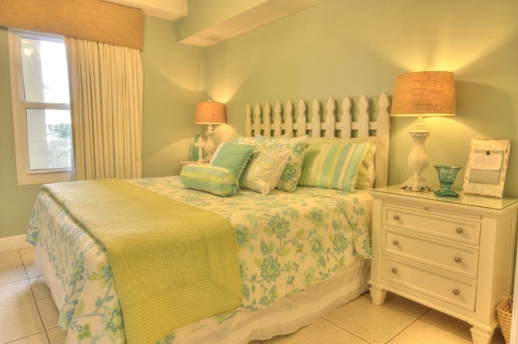 Photo of Bedroom in Miramar Beach
