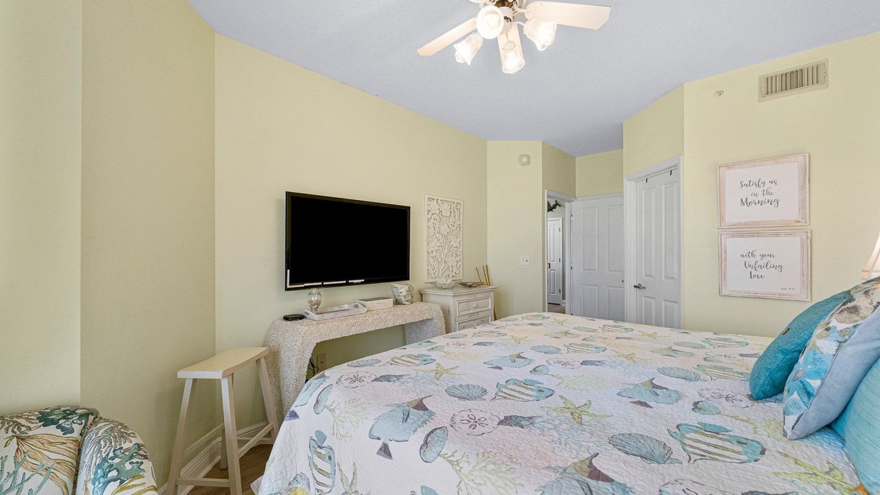 Photo of Bedroom in Miramar Beach