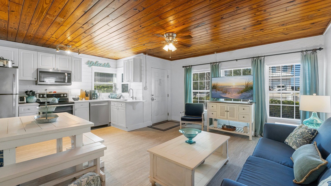 Photo of Livingroom in Laguna Beach Estates