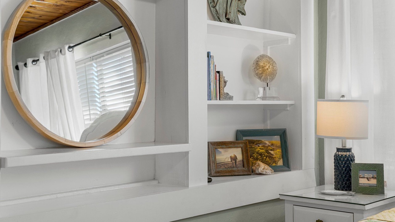 Photo of Bedroom in Laguna Beach Estates