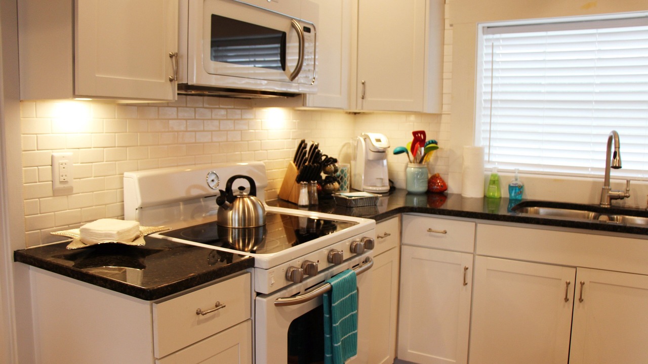 Photo of Kitchen in Laguna Beach Estates