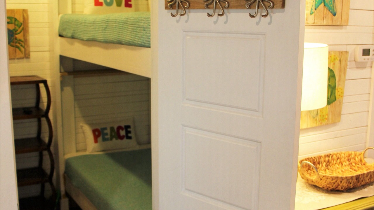 Photo of Bedroom in Laguna Beach Estates