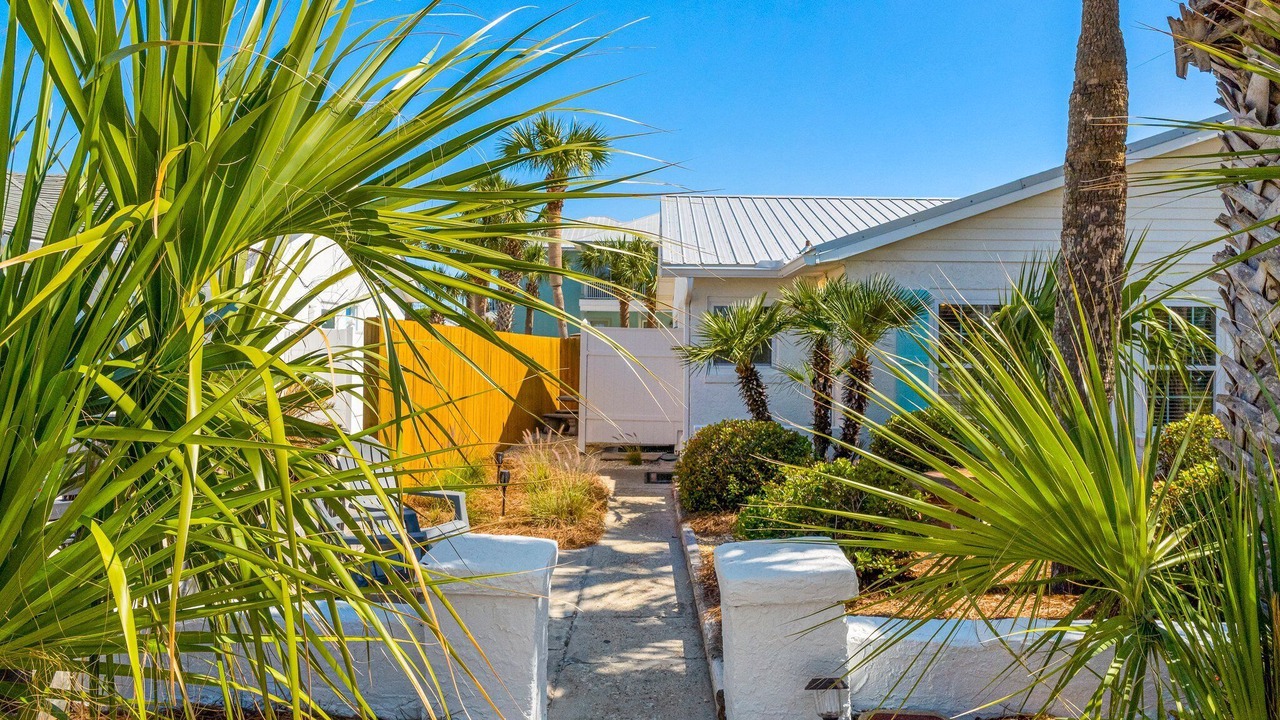Photo of Outdoor in Laguna Beach Estates