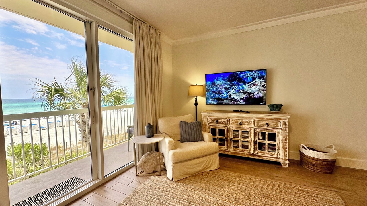 Photo of Livingroom in Miramar Beach
