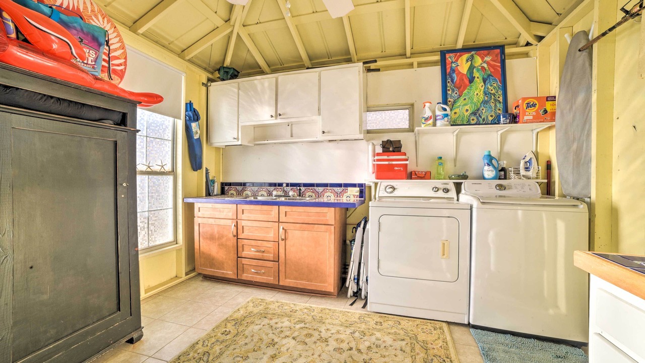 Photo of Bedroom in Laguna Beach Estates