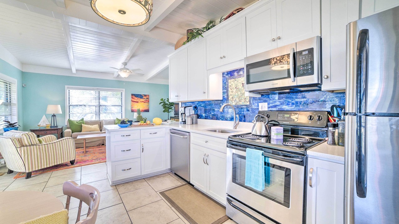 Photo of Kitchen in Laguna Beach Estates