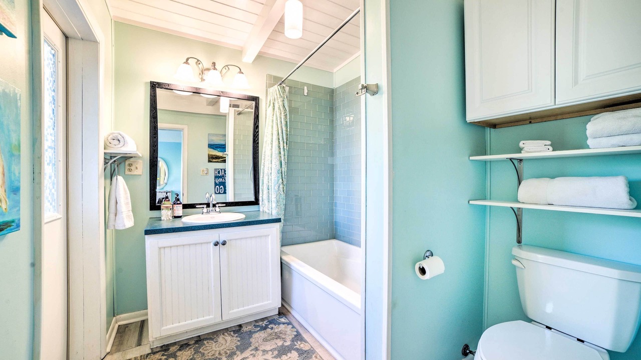 Photo of Bathroom in Laguna Beach Estates