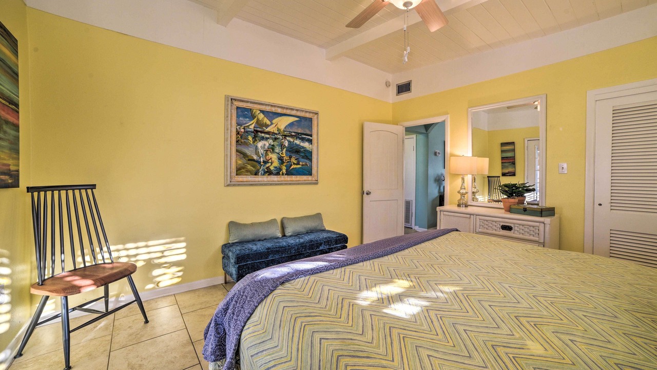 Photo of Bedroom in Laguna Beach Estates