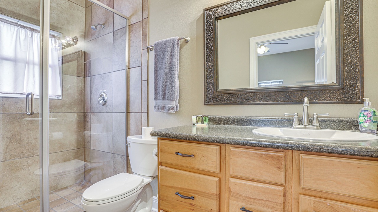 Photo of Bathroom in Crawfordville