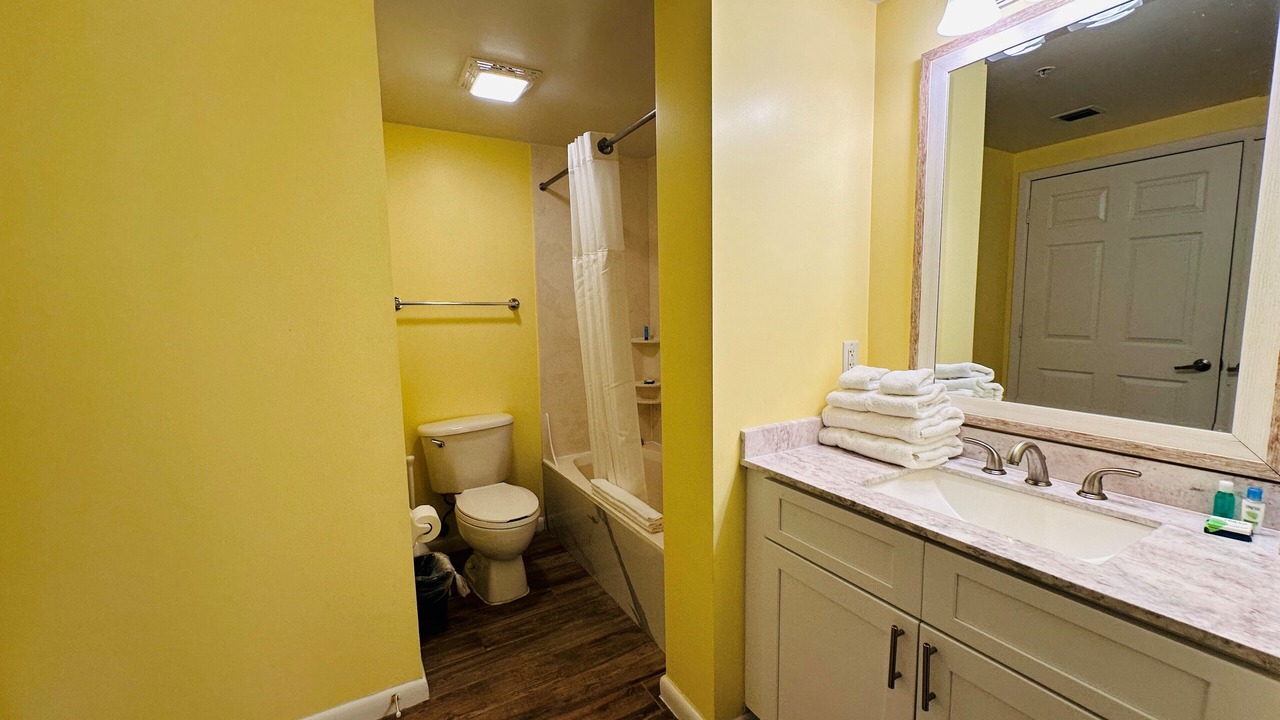 Photo of Bathroom in Brush - Stewarts
