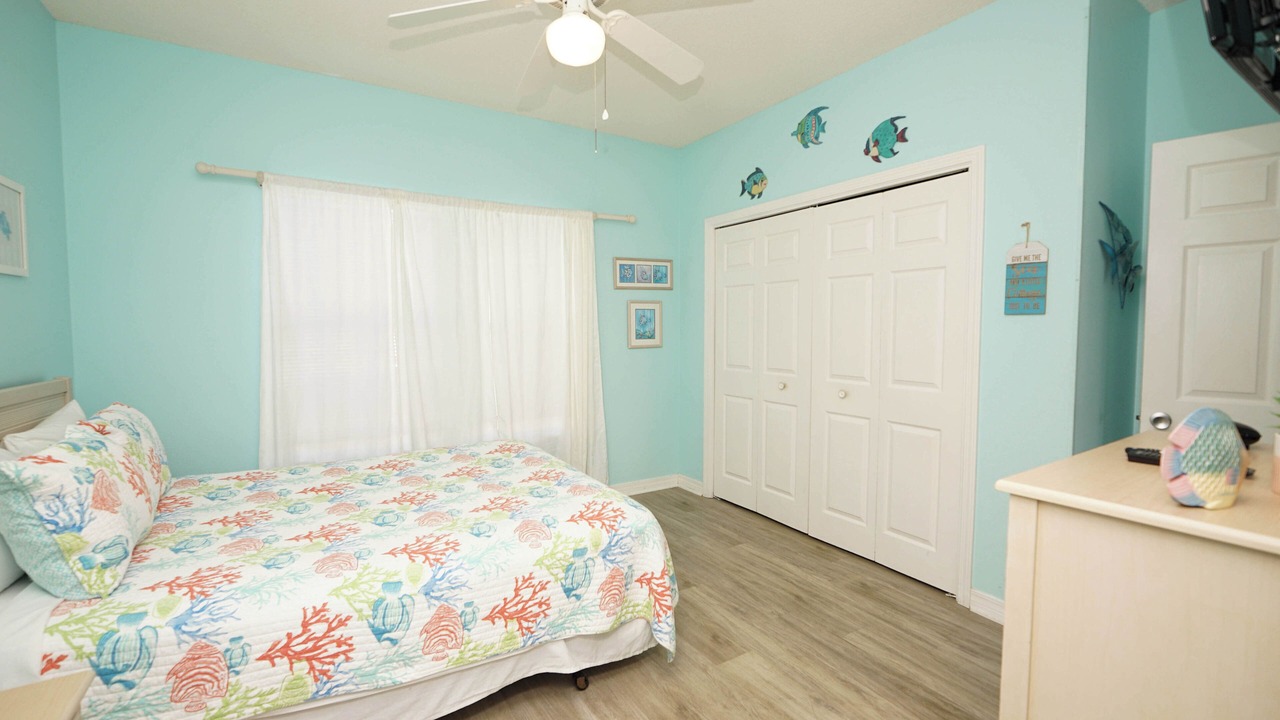 Photo of Bedroom in Holiday Isle
