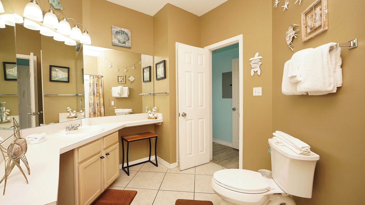 Photo of Bathroom in Holiday Isle