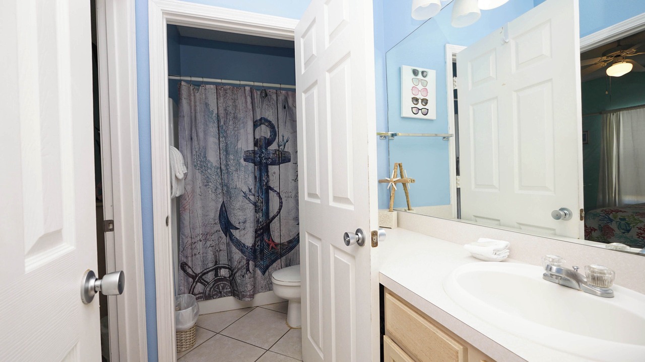 Photo of Bathroom in Holiday Isle