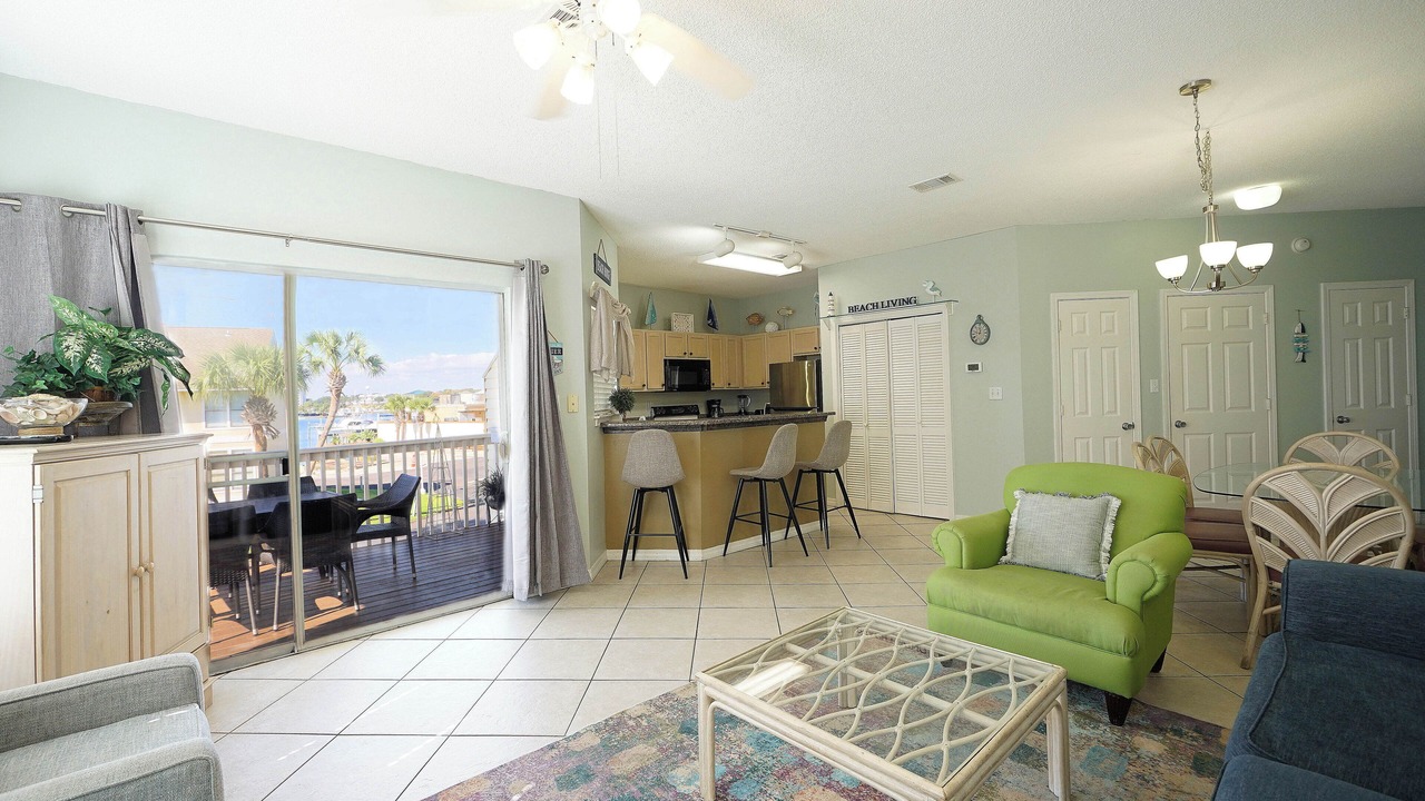 Photo of Livingroom in Holiday Isle