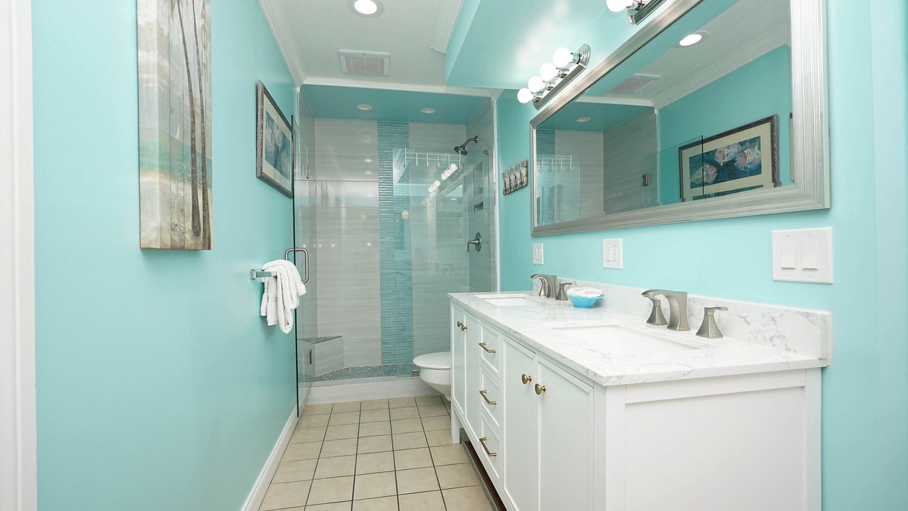 Photo of Bathroom in Holiday Isle