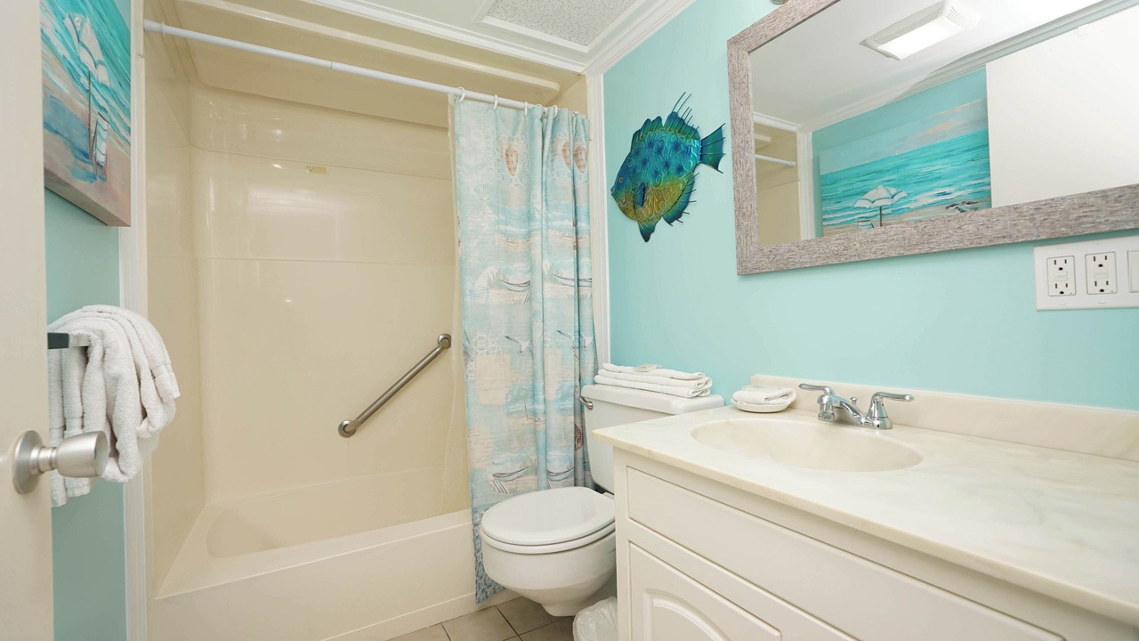 Photo of Bathroom in Holiday Isle