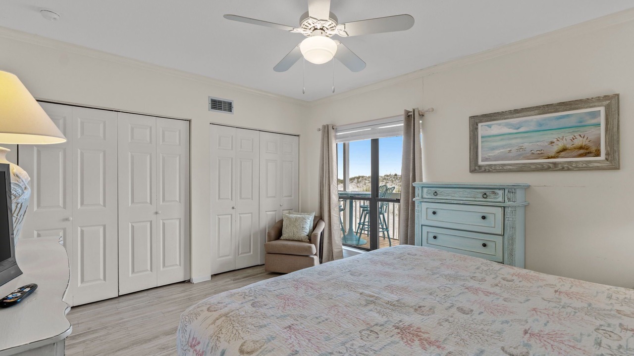 Photo of Bedroom in Holiday Isle